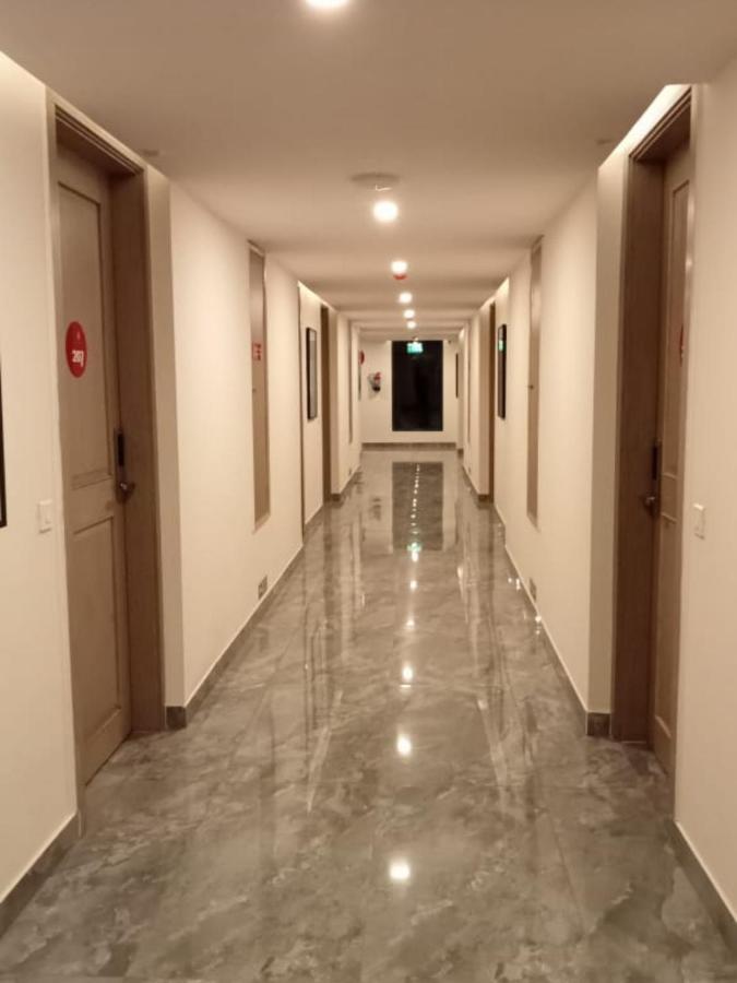 Spree Hotel Kriday Dehradún Kültér fotó